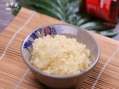 蒜泥-小龙坎老火锅(鹤伴一路店)