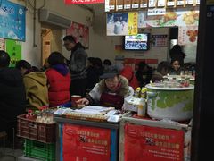 大堂-家阳赵师傅油饼包烧麦(粮道街店)