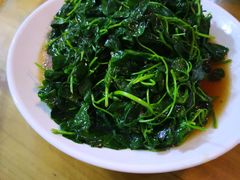 -云河农家乐饭店(福禄缘树山店)