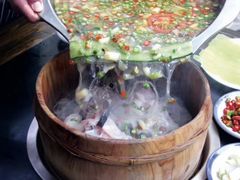 -秋语木桶鱼.酸菜鱼(开发区火车站店)