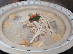 -小乌猪·金华筒骨煲(永盛购物广场店)
