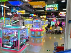 -直通车欢聚中心(崇州万达店)