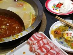 -沸炉重庆老火锅(军事博物馆店)