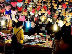 -吴山路夜市