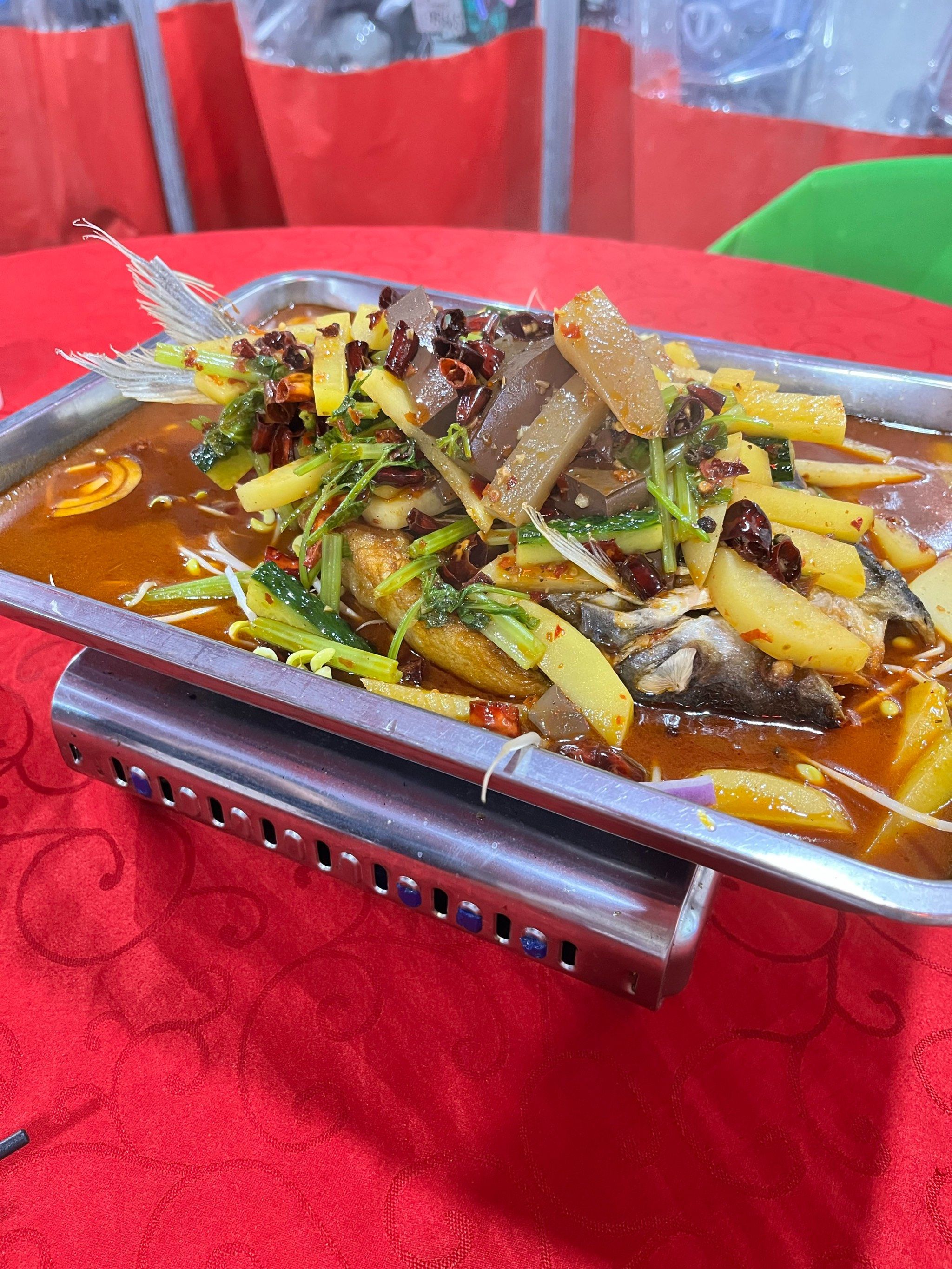 健康好味烤鱼蔬菜