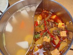 -左庭右院鲜牛肉火锅(浦江欢乐颂店)