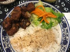 -蜗牛小馆醉乡民谣云南菜(惠新西里店)