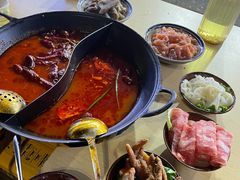 -乐闹闹重庆火鍋(民治店)