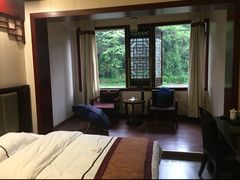 -华冠悠岚·庭院餐厅(青城后山店)