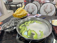 -山珍鲜牛肉火锅本地老字号(汕中老店)