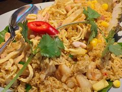 -大头虾越式风味餐厅(光明广场店)