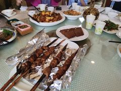 戈壁滩红柳烤肉-巴扎美食·新疆菜·西域歌舞表演餐厅(新疆大厦店)