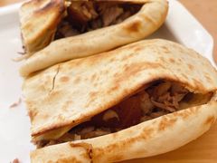 鞋底火烧-宝光熏肉鞋底火烧(新街口店)