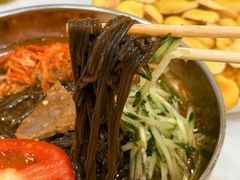 -朴小妹人参鸡汤火锅(长白山万达店)
