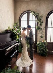 -雪中彩影婚纱摄影·微光艺术中心