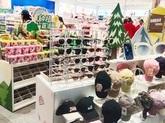 -名创优品(山东青岛华润万象城店)
