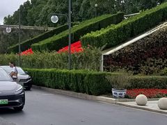-上海世纪汇广场