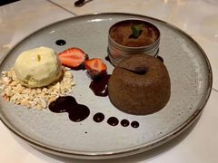 -斯普汇生蚝牛排馆(中骏世界城店)