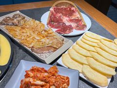 -七甲山烤肉(长白山奇石山珍根艺一条街店)