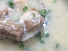 -粥王府 老广传家菜(东关街店)