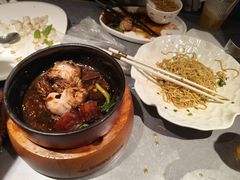 -吴越荣记苏州菜·松鼠桂鱼100%活鱼现做(斜塘老街店)