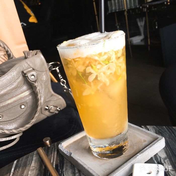 uniuni(凯瑟琳广场店)百香果茉莉图片