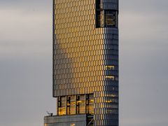 -紫峰大厦
