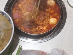 -三清洞摩西韩式年糕火锅(威高广场店)