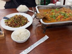 -湖南人家湘菜馆(镇江路店)