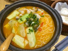 -俏凤凰(美林M·LIVE天地东座店)