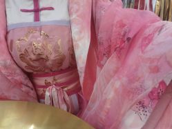 点击看大图 -盘子女人坊古装写真摄影(厦门总店)