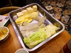 赠送配菜-超越炭火牛蛙火锅鸡(河东店)