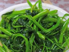 -曾氏肥肠馆(凯瑞雅居店)