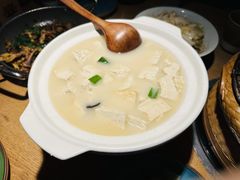土家手掰柴火豆腐-吃饭皇帝大(解放西路店)