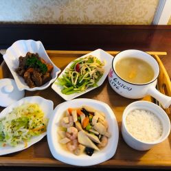 -大美母婴月子中心