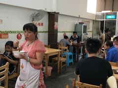 -雷祖芳老妈蹄花店