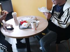 -麦当劳(茂名电白分店)