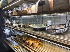 -Bread Talk 面包新语(荟聚店)