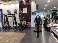 -思迈威健身(积玉桥万达店)