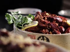 -聚汇三少·龙虾·中餐厅(莫邪路新天地店)