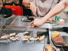 -马路牙子烧烤音乐酒馆(望京店)