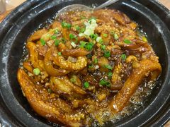 鱼香茄子煲-香港深井掂檔烧鹅茶餐厅(海韵城店)
