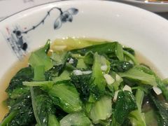 -一品味庄·地标武昌鱼·藕汤湖北菜(黄鹤楼店)