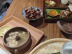-良米山·云南野生菌过桥米线(上海首店)