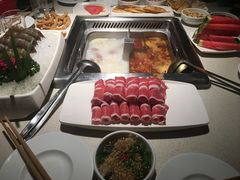 -海底捞火锅鲜切牛肉主题店(长寿路店)