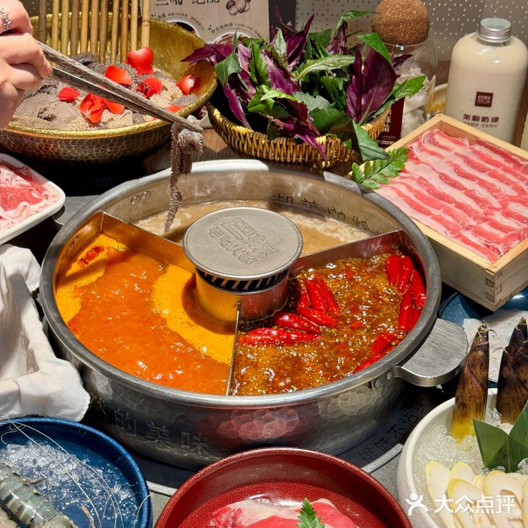 杭州西湖边！一周来了3次真不夸张！