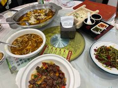 -大鸭梨烤鸭店(金顶街店)