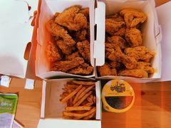 -BHC炸鸡(明洞总店)