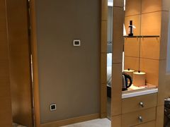 -上海中航虹桥机场泊悦酒店