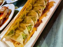 西葫鸡蛋锅贴-大胡同天津菜·海肠捞饭·津门皮皮虾锅贴一绝(西姜井店)